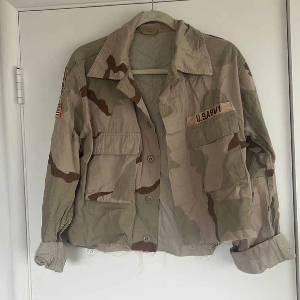 Vintage cropped army jacket